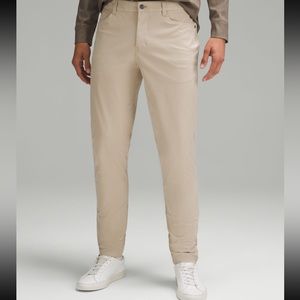 **SOLD** Lululemon ABC Slim Fit 5 Pocket Warpstreme Pants